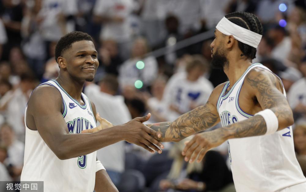 明星球员的 明星球员的